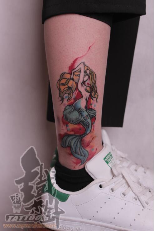 武汉纹身哪里好美人鱼纹身小腿纹身图案水彩纹身彩色纹身风格
